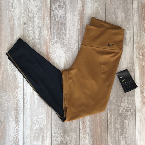 NWT Nike Dry Leggings tights - Picture 3 of 7